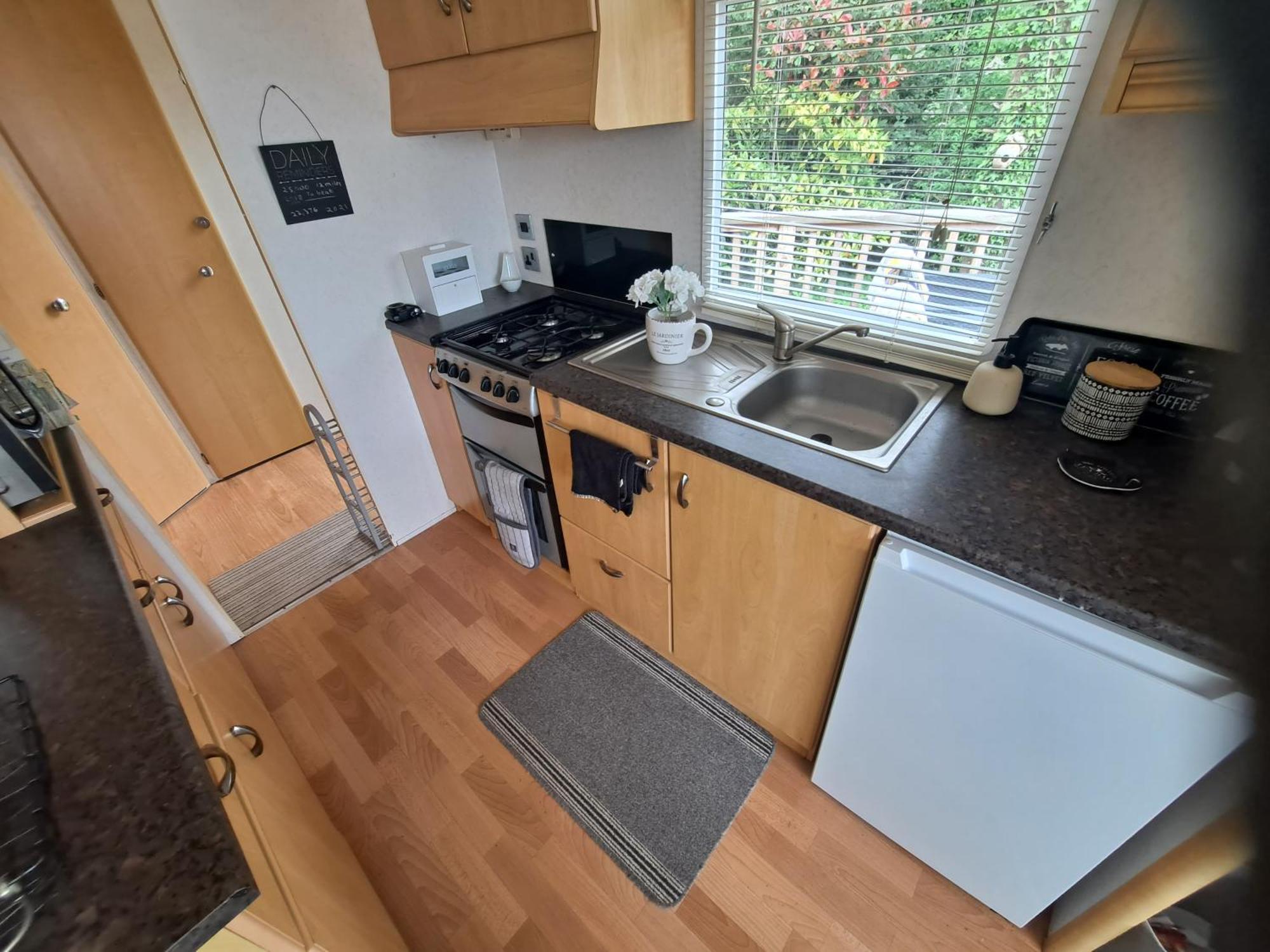 Amroth Bay Holiday Caravan Llanteg Exterior photo